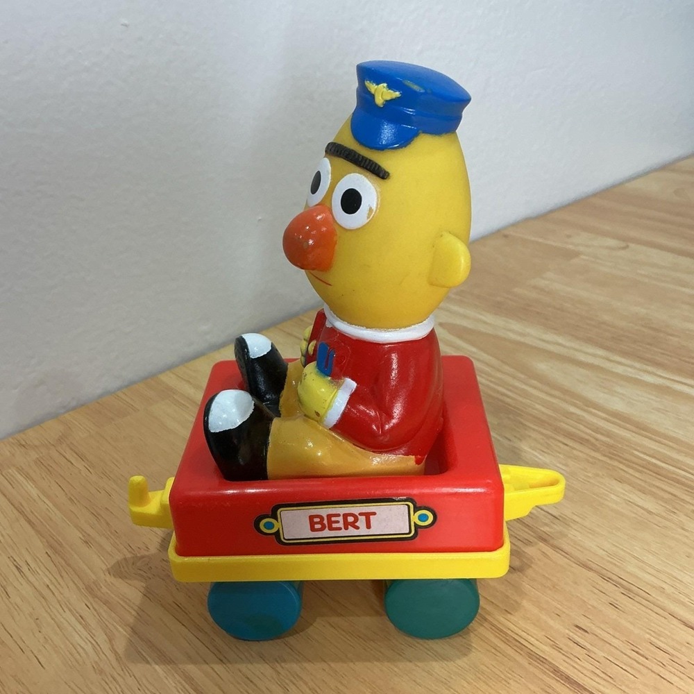 Vintage 1989 Illco Sesame Street Toy Train Big Bird, Bert and Cookie Monster - Picture 9 of 11